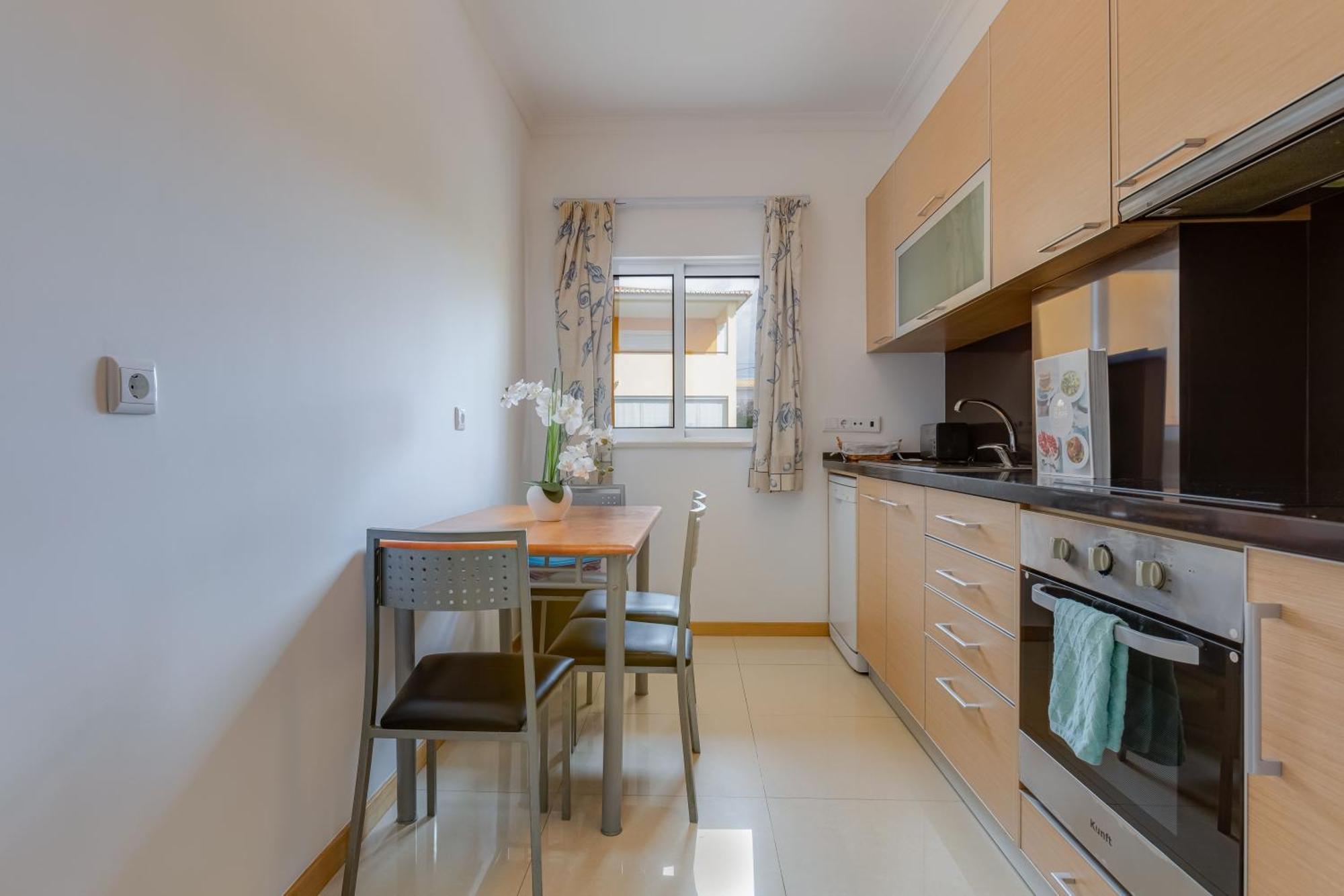 The Village - Apart Para 6 Com Ac, Garagem E Piscina, A Poucos Min Da Gale 알부페이라 외부 사진